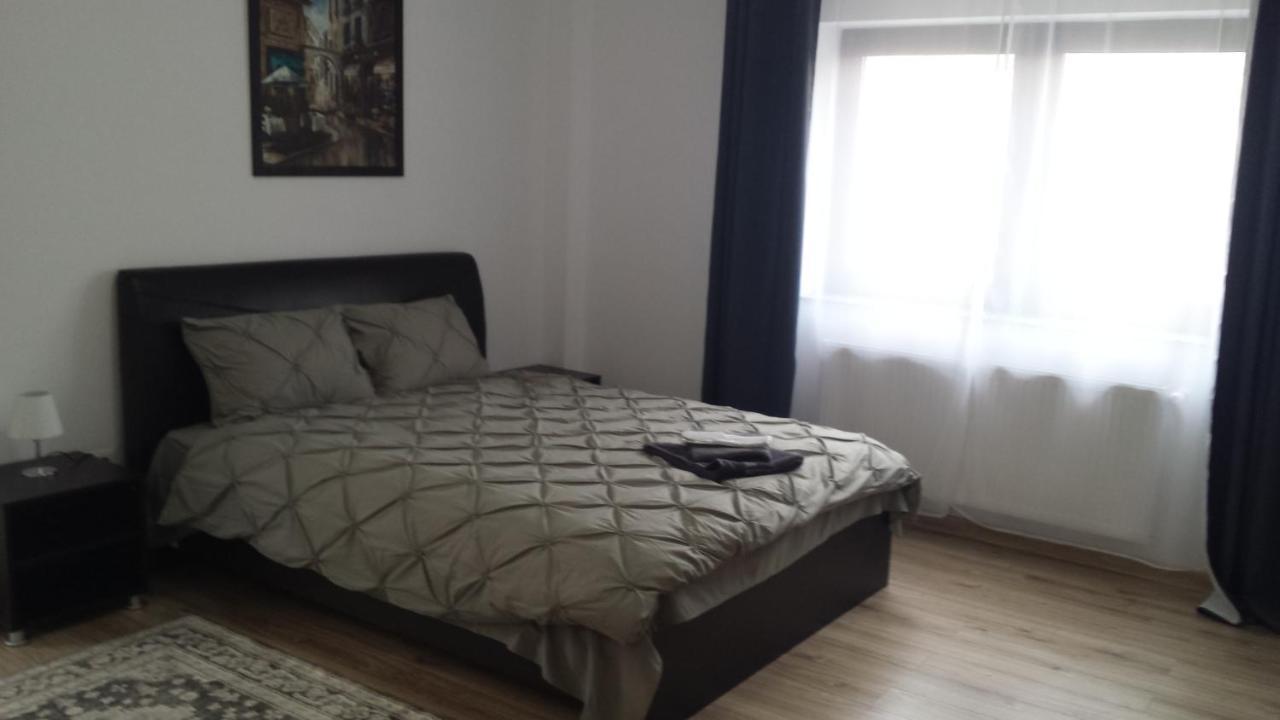 Apartament Mario Rădăuţi Exteriér fotografie